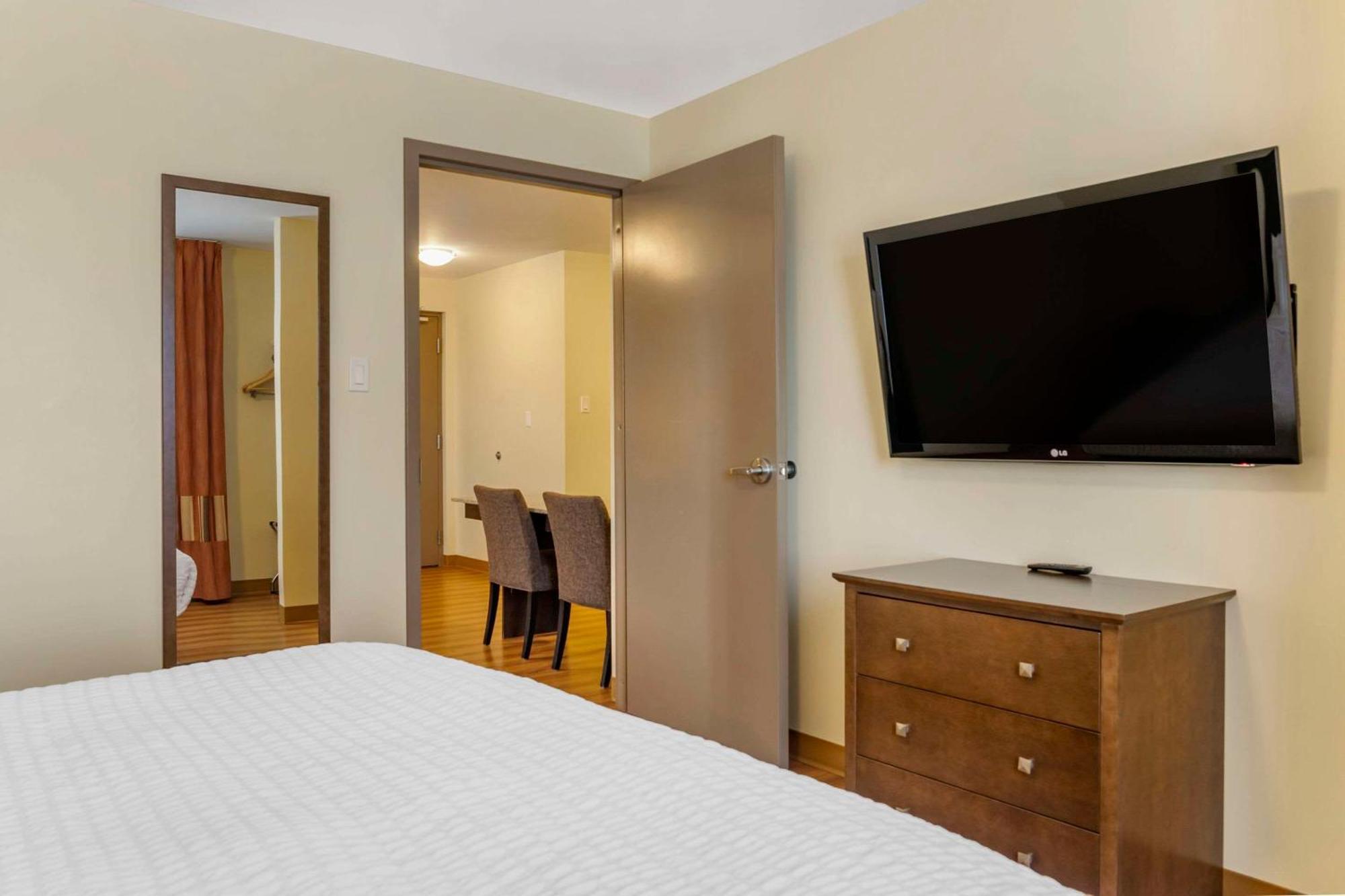 Quality Inn & Suites Winkler Eksteriør bilde