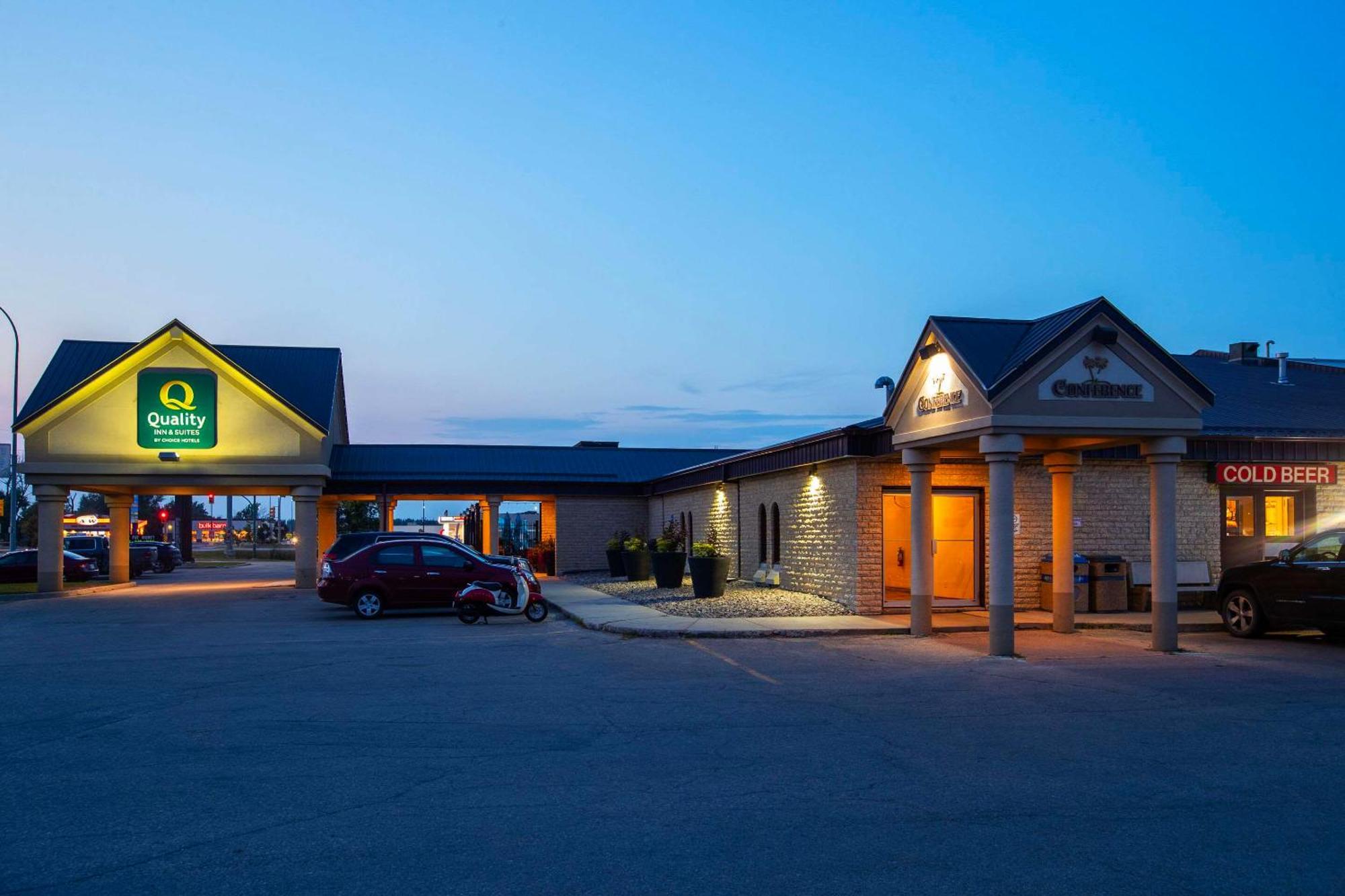 Quality Inn & Suites Winkler Eksteriør bilde